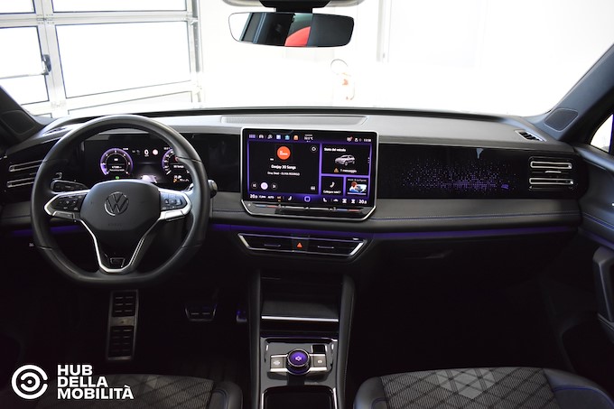 VOLKSWAGEN Tiguan 2.0 TDI 150 CV DSG R-Line